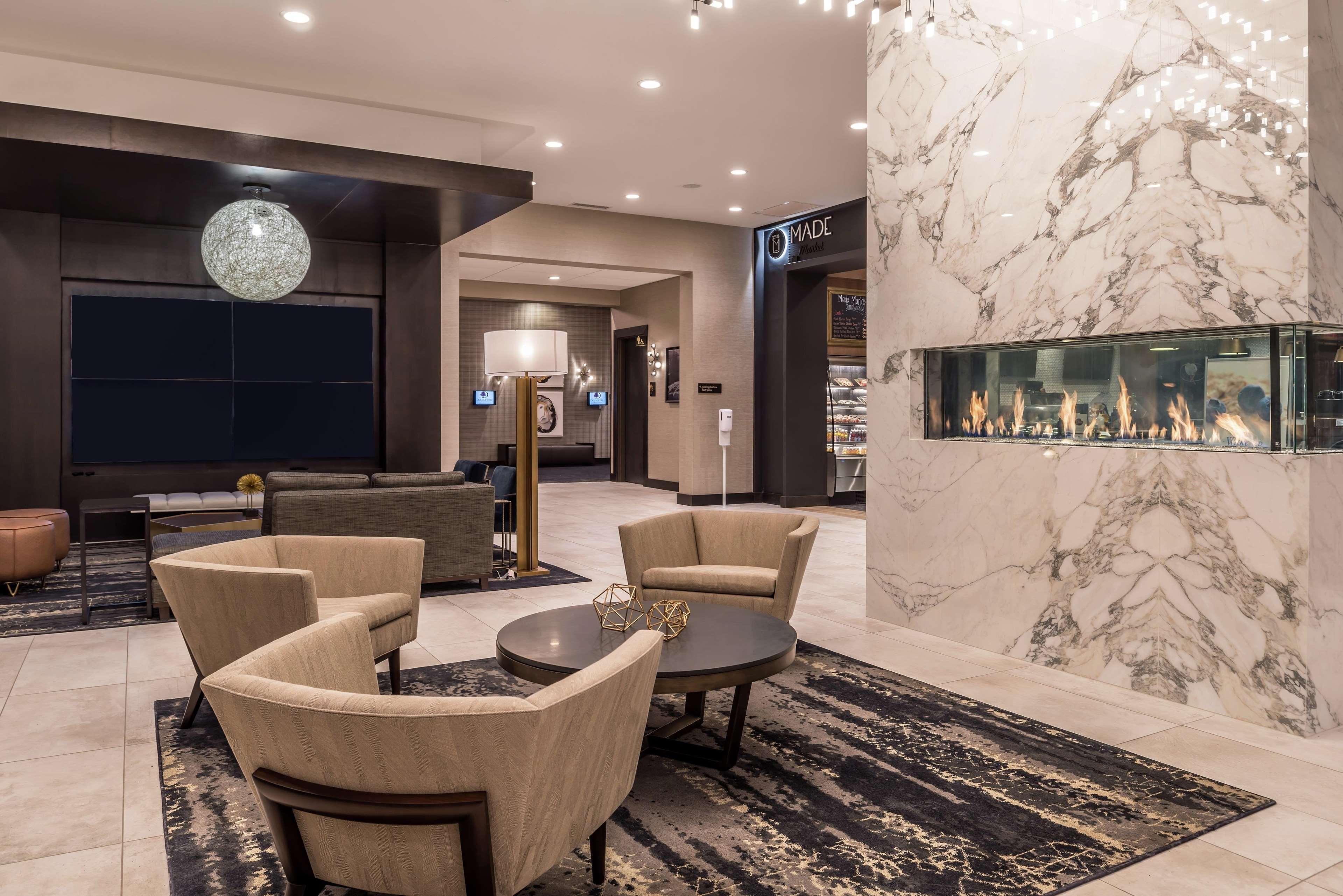 Doubletree By Hilton Lafayette East Hotel Luaran gambar